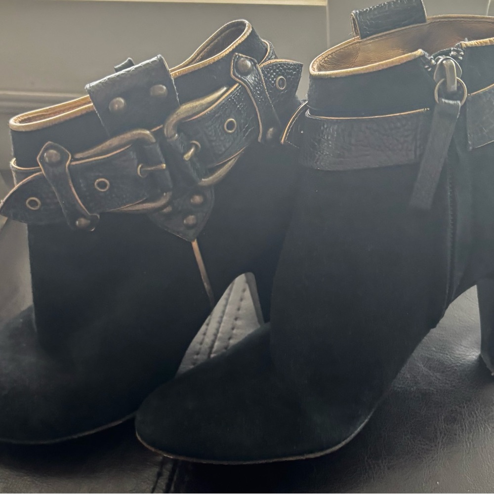 Giuseppe Zanotti Black Suede Ankle Boots with Buckle Detail